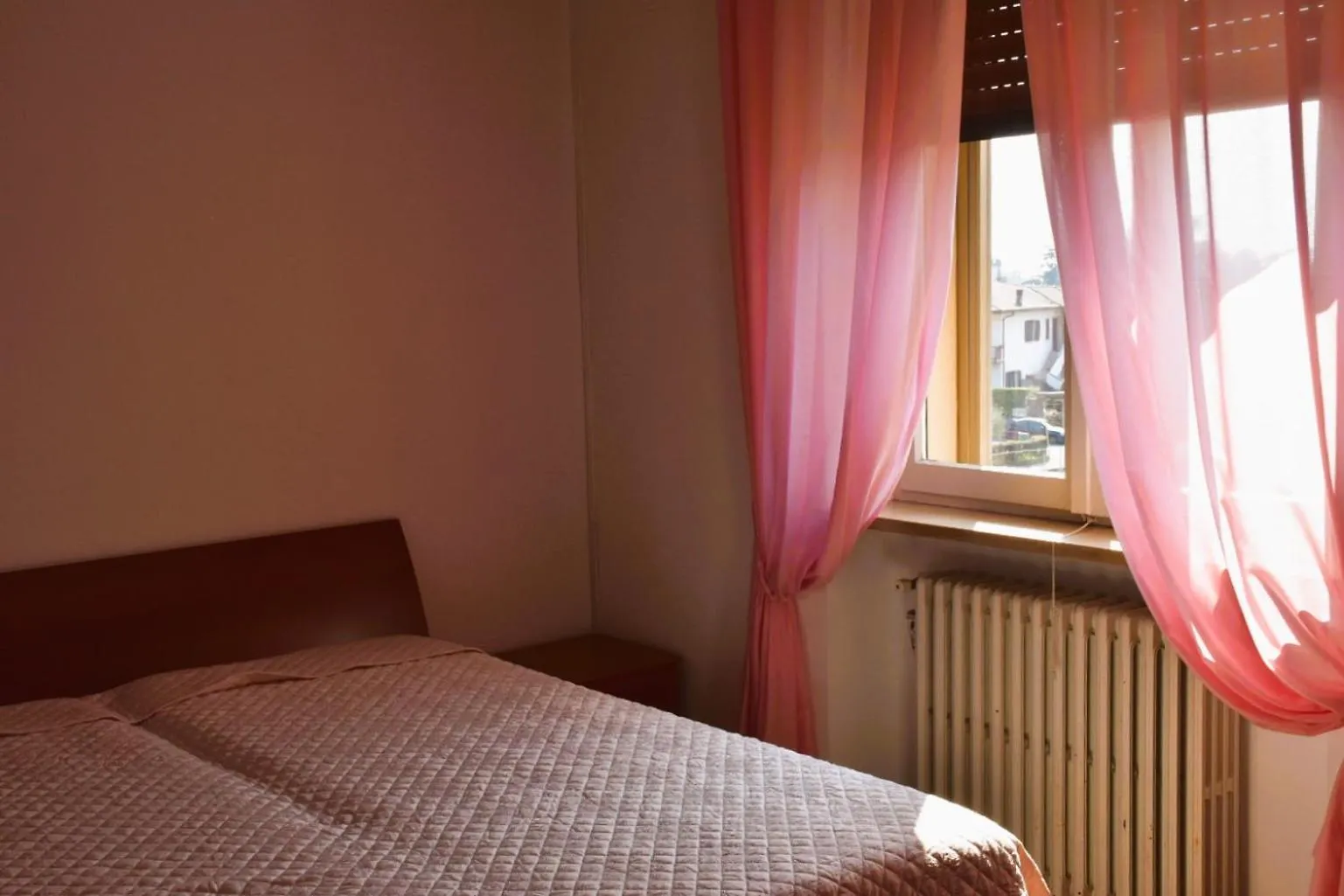 Casa Leopardi - Holiday Apartment In Garda 0*, Garda (Verona) Italy