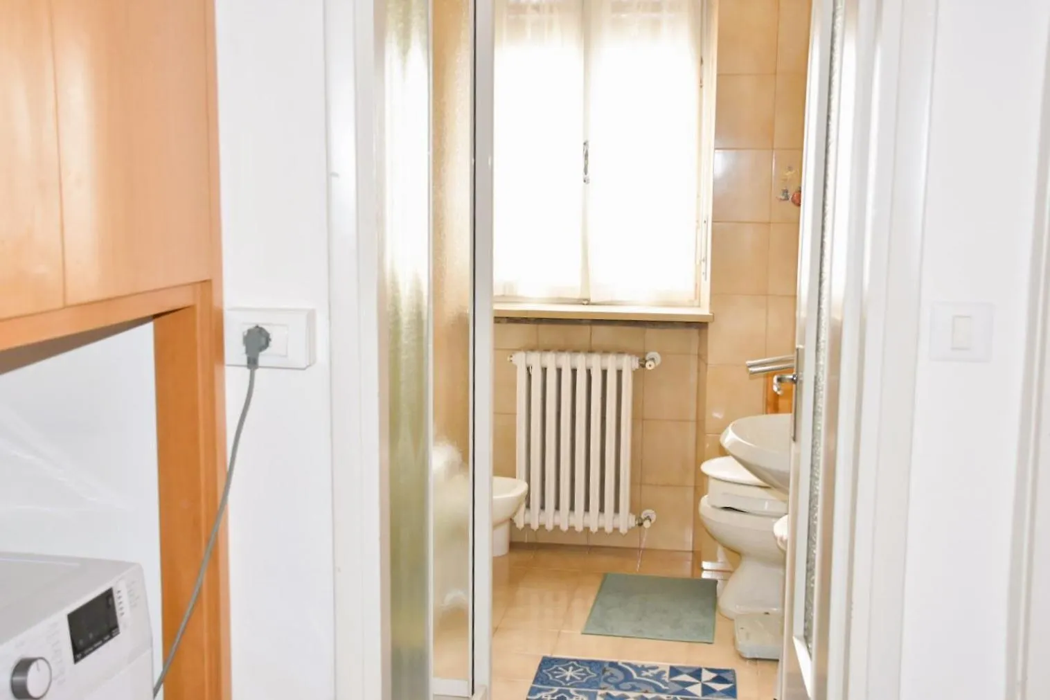Casa Leopardi - Holiday Apartment In Garda Italy